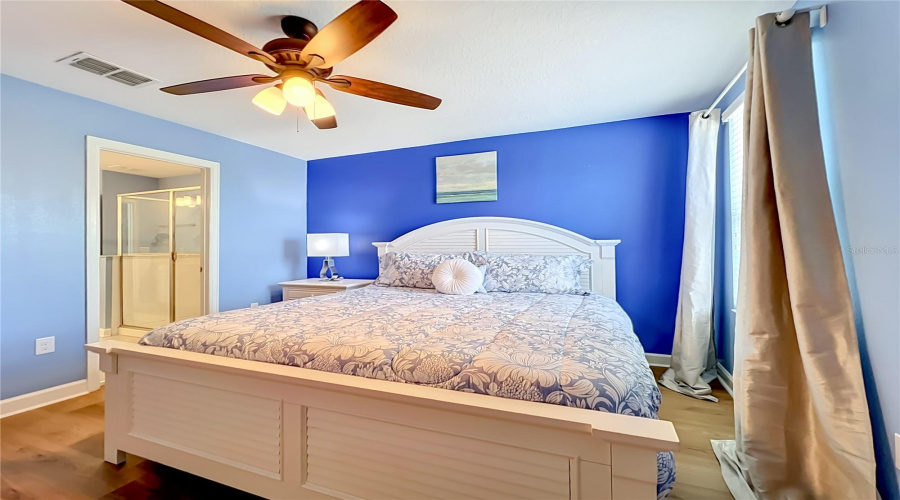 Davenport, Florida 33896, 8 Bedroom Bedrooms, ,5 Bathroombathrooms,Residential,For Sale,Maidstone,0,Mfro6410575