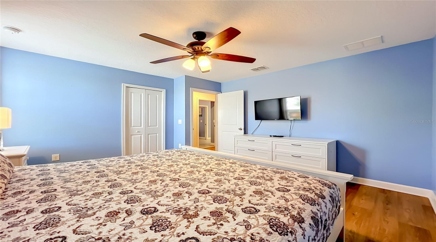 Davenport, Florida 33896, 8 Bedroom Bedrooms, ,5 Bathroombathrooms,Residential,For Sale,Maidstone,0,Mfro6410575