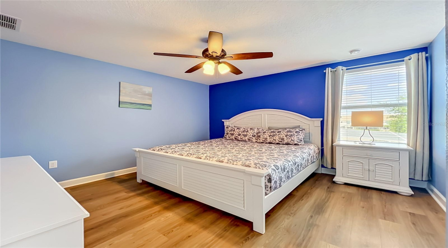 Davenport, Florida 33896, 8 Bedroom Bedrooms, ,5 Bathroombathrooms,Residential,For Sale,Maidstone,0,Mfro6410575