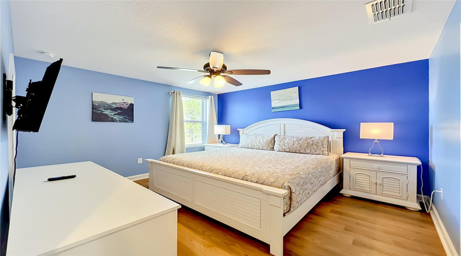 Davenport, Florida 33896, 8 Bedroom Bedrooms, ,5 Bathroombathrooms,Residential,For Sale,Maidstone,0,Mfro6410575