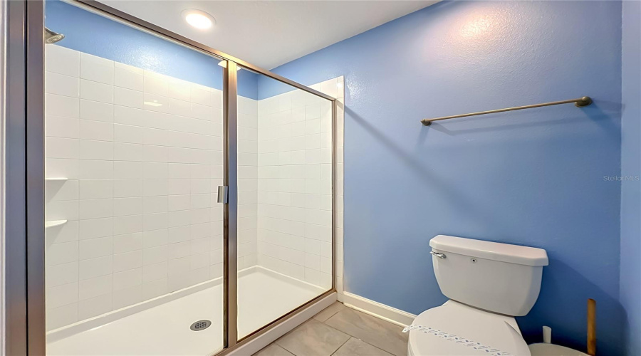 Davenport, Florida 33896, 8 Bedroom Bedrooms, ,5 Bathroombathrooms,Residential,For Sale,Maidstone,0,Mfro6410575