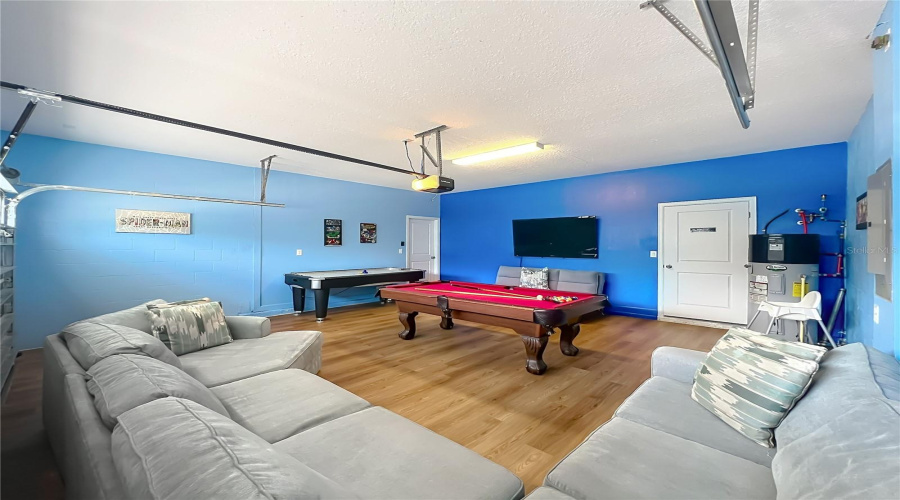 Davenport, Florida 33896, 8 Bedroom Bedrooms, ,5 Bathroombathrooms,Residential,For Sale,Maidstone,0,Mfro6410575