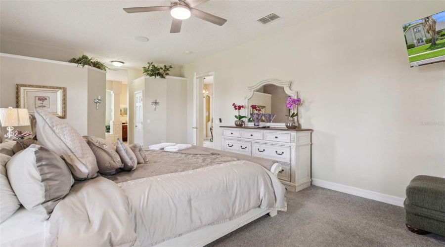 KISSIMMEE, Florida 34747, 5 Bedrooms Bedrooms, ,4 BathroomsBathrooms,Residential,For Sale,SEA PEARL,0,MFRS5150770