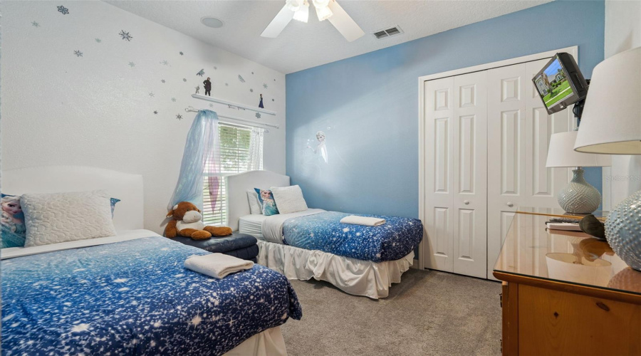KISSIMMEE, Florida 34747, 5 Bedrooms Bedrooms, ,4 BathroomsBathrooms,Residential,For Sale,SEA PEARL,0,MFRS5150770