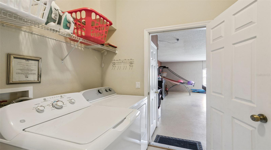 KISSIMMEE, Florida 34747, 5 Bedrooms Bedrooms, ,4 BathroomsBathrooms,Residential,For Sale,SEA PEARL,0,MFRS5150770