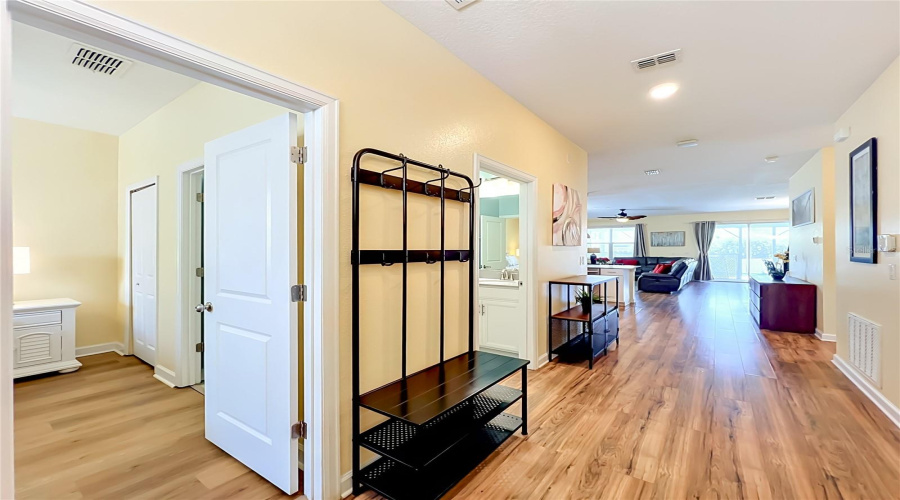DAVENPORT, Florida 33896, 8 Bedrooms Bedrooms, ,5 BathroomsBathrooms,Residential,For Sale,MAIDSTONE,0,MFRO6410577