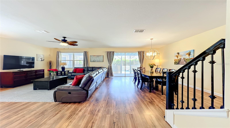 DAVENPORT, Florida 33896, 8 Bedrooms Bedrooms, ,5 BathroomsBathrooms,Residential,For Sale,MAIDSTONE,0,MFRO6410577