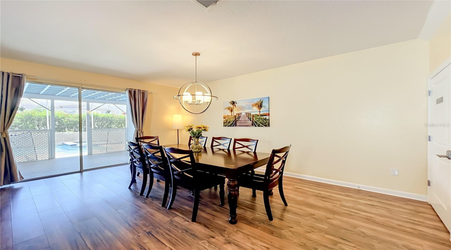 DAVENPORT, Florida 33896, 8 Bedrooms Bedrooms, ,5 BathroomsBathrooms,Residential,For Sale,MAIDSTONE,0,MFRO6410577
