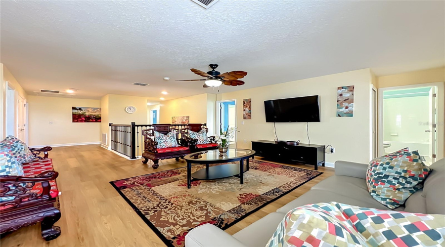 DAVENPORT, Florida 33896, 8 Bedrooms Bedrooms, ,5 BathroomsBathrooms,Residential,For Sale,MAIDSTONE,0,MFRO6410577