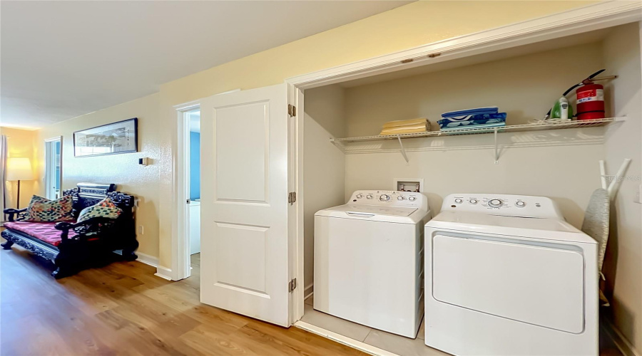 DAVENPORT, Florida 33896, 8 Bedrooms Bedrooms, ,5 BathroomsBathrooms,Residential,For Sale,MAIDSTONE,0,MFRO6410577