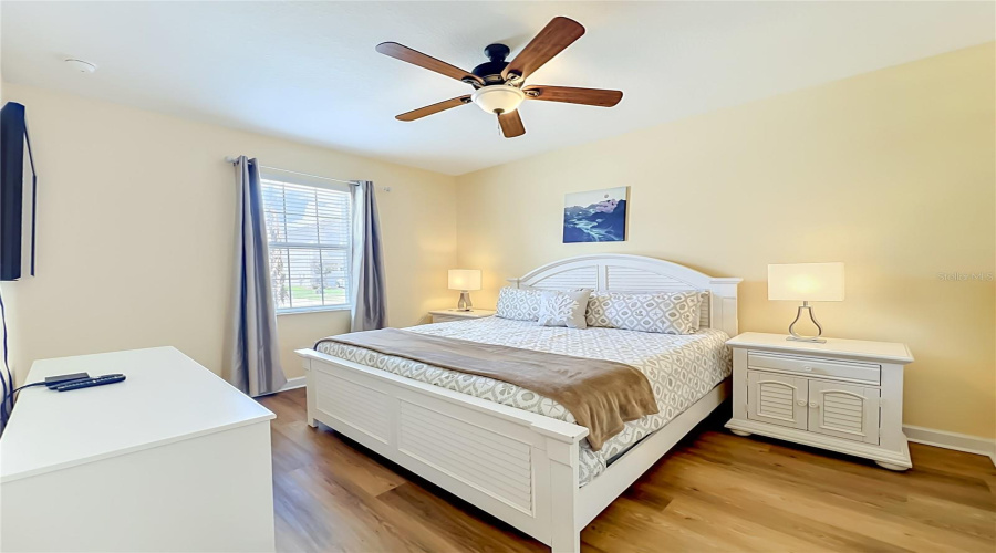 DAVENPORT, Florida 33896, 8 Bedrooms Bedrooms, ,5 BathroomsBathrooms,Residential,For Sale,MAIDSTONE,0,MFRO6410577