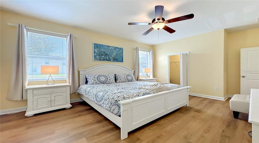 DAVENPORT, Florida 33896, 8 Bedrooms Bedrooms, ,5 BathroomsBathrooms,Residential,For Sale,MAIDSTONE,0,MFRO6410577