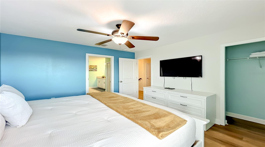 DAVENPORT, Florida 33896, 8 Bedrooms Bedrooms, ,5 BathroomsBathrooms,Residential,For Sale,MAIDSTONE,0,MFRO6410577