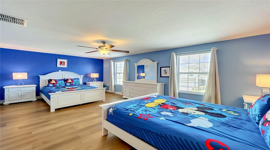 DAVENPORT, Florida 33896, 8 Bedrooms Bedrooms, ,5 BathroomsBathrooms,Residential,For Sale,MAIDSTONE,0,MFRO6410577