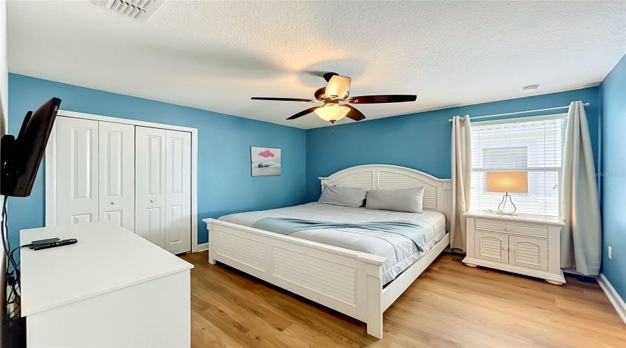 DAVENPORT, Florida 33896, 8 Bedrooms Bedrooms, ,5 BathroomsBathrooms,Residential,For Sale,MAIDSTONE,0,MFRO6410577