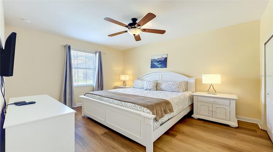 DAVENPORT, Florida 33896, 8 Bedrooms Bedrooms, ,5 BathroomsBathrooms,Residential,For Sale,MAIDSTONE,0,MFRO6410577