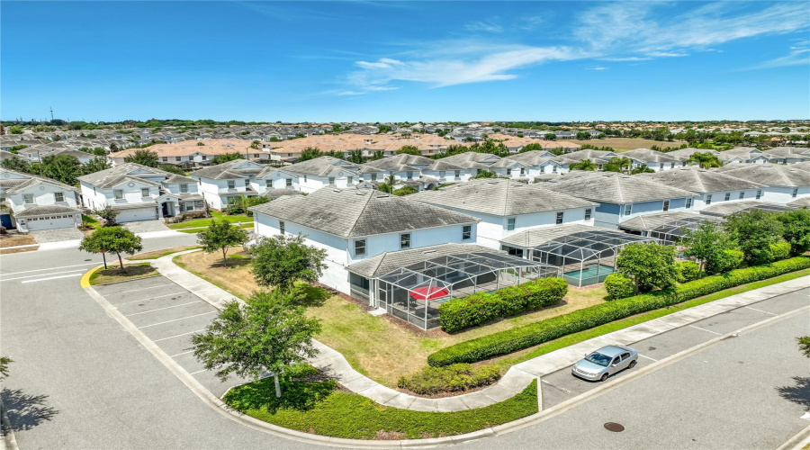 DAVENPORT, Florida 33896, 8 Bedrooms Bedrooms, ,5 BathroomsBathrooms,Residential,For Sale,MAIDSTONE,0,MFRO6410577