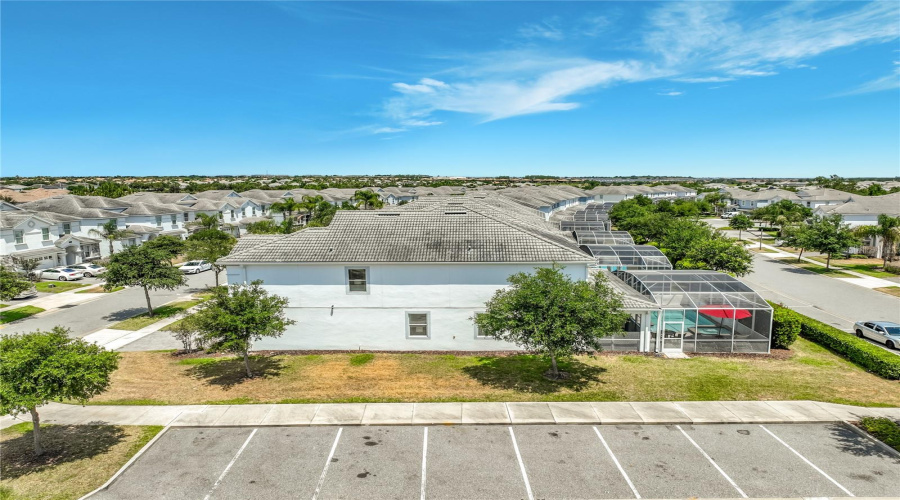 DAVENPORT, Florida 33896, 8 Bedrooms Bedrooms, ,5 BathroomsBathrooms,Residential,For Sale,MAIDSTONE,0,MFRO6410577