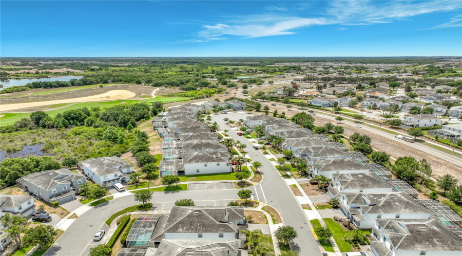 DAVENPORT, Florida 33896, 8 Bedrooms Bedrooms, ,5 BathroomsBathrooms,Residential,For Sale,MAIDSTONE,0,MFRO6410577