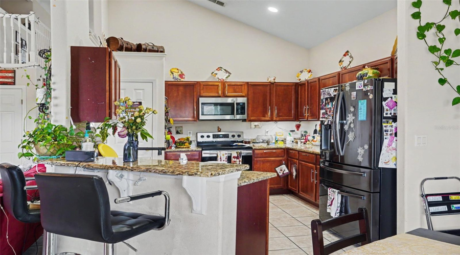 DAVENPORT, Florida 33897, 5 Bedrooms Bedrooms, ,3 BathroomsBathrooms,Residential,For Sale,ELDERBERRY,0,MFRTB8512714