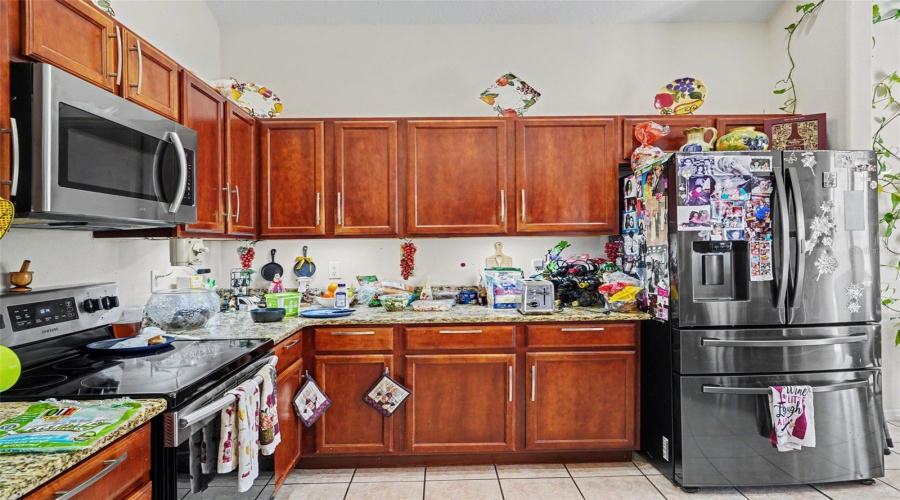 DAVENPORT, Florida 33897, 5 Bedrooms Bedrooms, ,3 BathroomsBathrooms,Residential,For Sale,ELDERBERRY,0,MFRTB8512714
