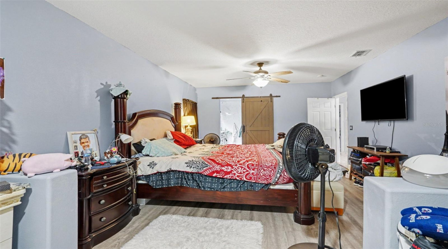 DAVENPORT, Florida 33897, 5 Bedrooms Bedrooms, ,3 BathroomsBathrooms,Residential,For Sale,ELDERBERRY,0,MFRTB8512714