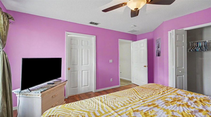 DAVENPORT, Florida 33897, 5 Bedrooms Bedrooms, ,3 BathroomsBathrooms,Residential,For Sale,ELDERBERRY,0,MFRTB8512714