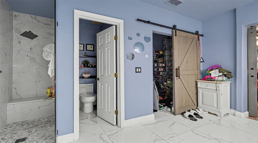 DAVENPORT, Florida 33897, 5 Bedrooms Bedrooms, ,3 BathroomsBathrooms,Residential,For Sale,ELDERBERRY,0,MFRTB8512714