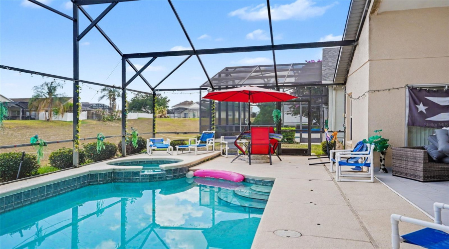 DAVENPORT, Florida 33897, 5 Bedrooms Bedrooms, ,3 BathroomsBathrooms,Residential,For Sale,ELDERBERRY,0,MFRTB8512714