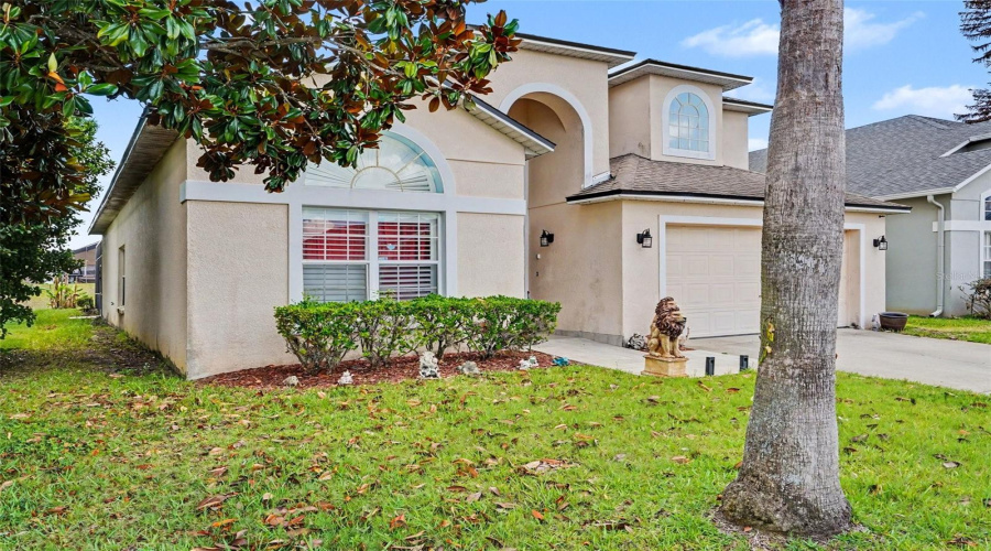 DAVENPORT, Florida 33897, 5 Bedrooms Bedrooms, ,3 BathroomsBathrooms,Residential,For Sale,ELDERBERRY,0,MFRTB8512714
