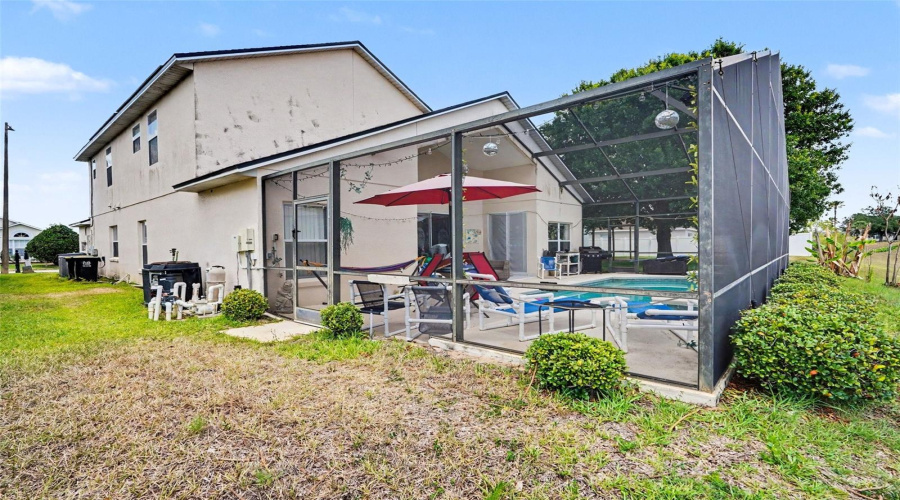DAVENPORT, Florida 33897, 5 Bedrooms Bedrooms, ,3 BathroomsBathrooms,Residential,For Sale,ELDERBERRY,0,MFRTB8512714