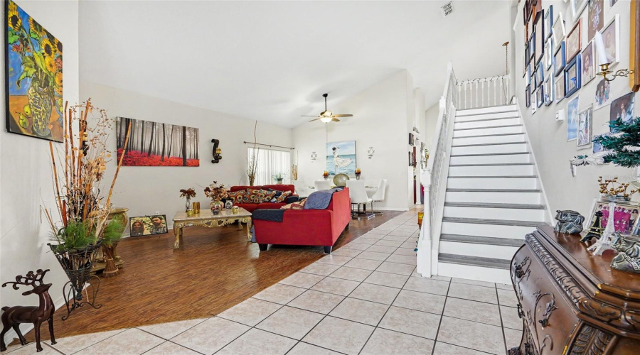 DAVENPORT, Florida 33897, 5 Bedrooms Bedrooms, ,3 BathroomsBathrooms,Residential,For Sale,ELDERBERRY,0,MFRTB8512714