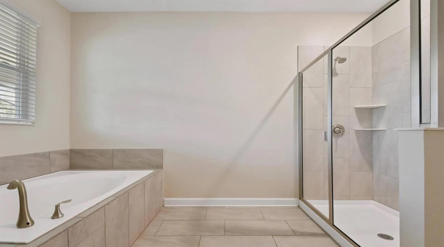 KISSIMMEE, Florida 34746, 8 Bedrooms Bedrooms, ,5 BathroomsBathrooms,Residential,For Sale,BOOKMARK,0,MFRO6405337
