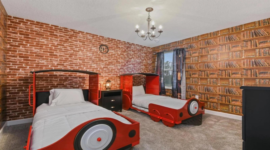 KISSIMMEE, Florida 34746, 8 Bedrooms Bedrooms, ,5 BathroomsBathrooms,Residential,For Sale,BOOKMARK,0,MFRO6405337