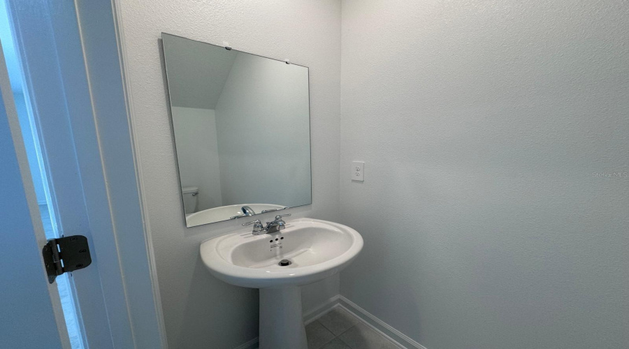 DAVENPORT, Florida 33837, 4 Bedrooms Bedrooms, ,2 BathroomsBathrooms,Residential,For Sale,WATERFALL,0,MFRO6411612