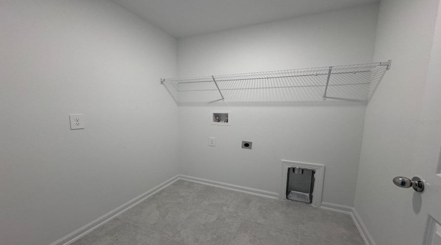 DAVENPORT, Florida 33837, 4 Bedrooms Bedrooms, ,2 BathroomsBathrooms,Residential,For Sale,WATERFALL,0,MFRO6411612