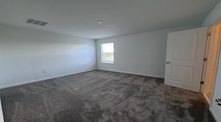 DAVENPORT, Florida 33837, 4 Bedrooms Bedrooms, ,2 BathroomsBathrooms,Residential,For Sale,WATERFALL,0,MFRO6411612