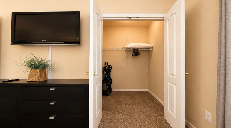 KISSIMMEE, Florida 34746, 4 Bedrooms Bedrooms, ,2 BathroomsBathrooms,Residential,For Sale,CARAVELLE,0,MFRO6405924