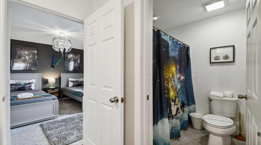 KISSIMMEE, Florida 34747, 7 Bedrooms Bedrooms, ,6 BathroomsBathrooms,Residential,For Sale,AMELIA DOWNS,0,MFRO6411198