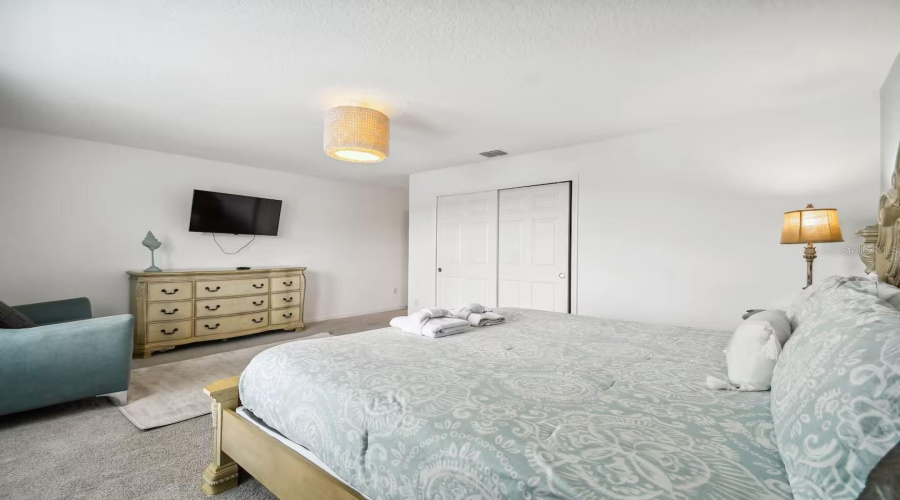 KISSIMMEE, Florida 34747, 7 Bedrooms Bedrooms, ,6 BathroomsBathrooms,Residential,For Sale,AMELIA DOWNS,0,MFRO6411198