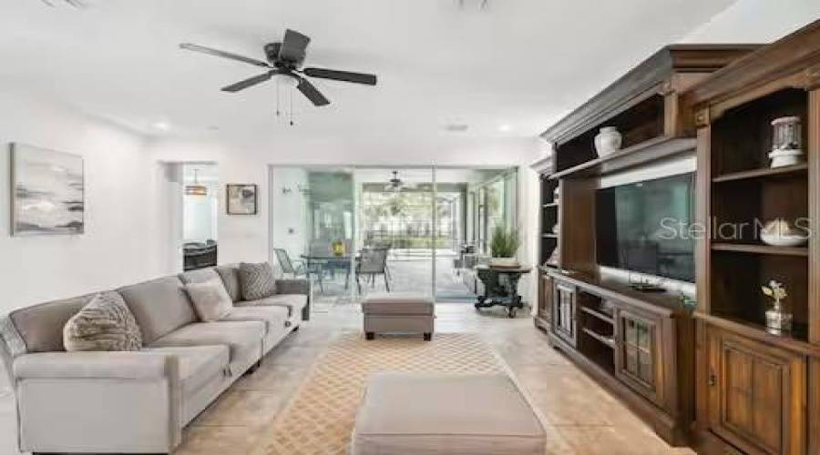 KISSIMMEE, Florida 34747, 7 Bedrooms Bedrooms, ,6 BathroomsBathrooms,Residential,For Sale,AMELIA DOWNS,0,MFRO6411198