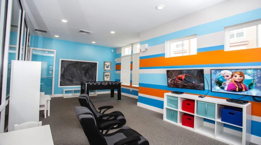 KISSIMMEE, Florida 34747, 4 Bedrooms Bedrooms, ,4 BathroomsBathrooms,Residential,For Sale,SUNNY DREAMS,0,MFRO6411224