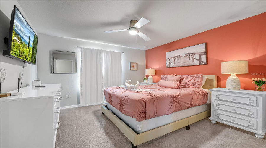 DAVENPORT, Florida 33897, 6 Bedrooms Bedrooms, ,4 BathroomsBathrooms,Residential,For Sale,LANA,0,MFRO6411602