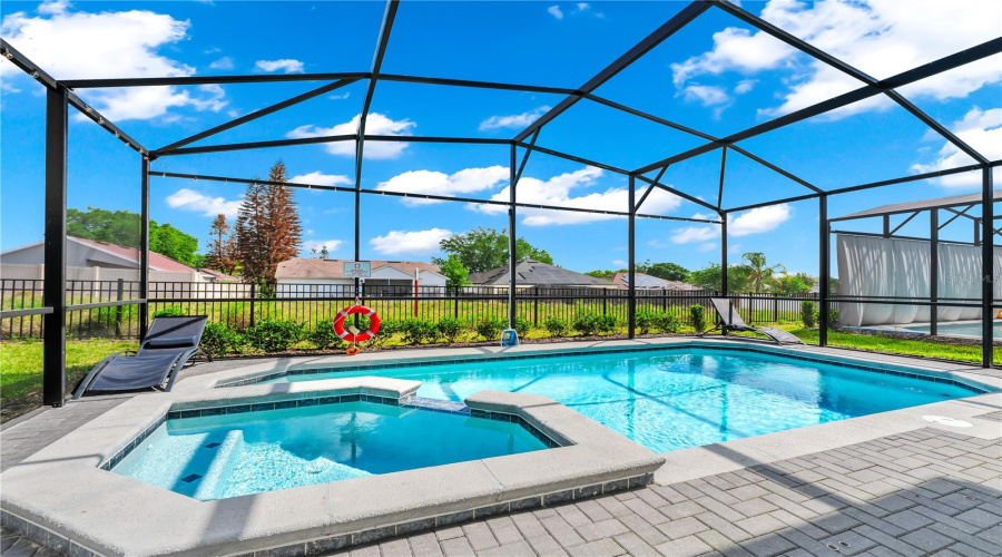 DAVENPORT, Florida 33897, 6 Bedrooms Bedrooms, ,4 BathroomsBathrooms,Residential,For Sale,LANA,0,MFRO6411602