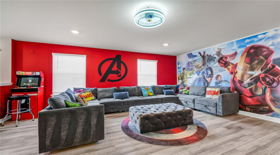 DAVENPORT, Florida 33897, 6 Bedrooms Bedrooms, ,4 BathroomsBathrooms,Residential,For Sale,LANA,0,MFRO6411602