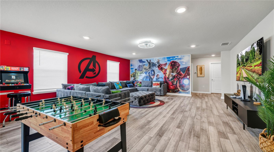 DAVENPORT, Florida 33897, 6 Bedrooms Bedrooms, ,4 BathroomsBathrooms,Residential,For Sale,LANA,0,MFRO6411602