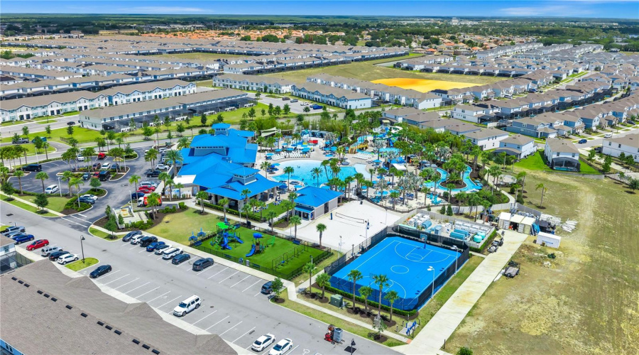 DAVENPORT, Florida 33897, 6 Bedrooms Bedrooms, ,4 BathroomsBathrooms,Residential,For Sale,LANA,0,MFRO6411602