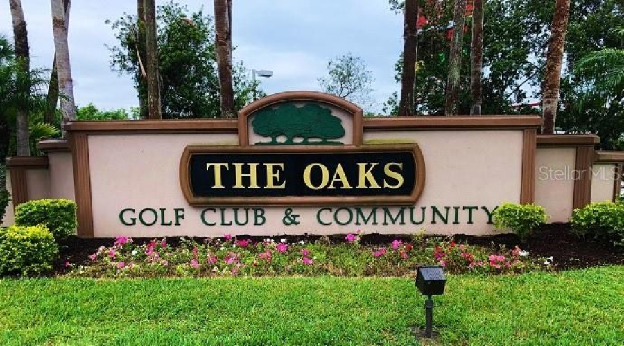 KISSIMMEE, Florida 34746, 4 Bedrooms Bedrooms, ,3 BathroomsBathrooms,Residential,For Sale,THE OAKS,0,MFRO6361402