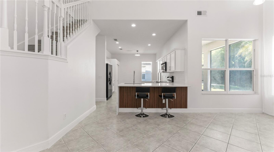KISSIMMEE, Florida 34746, 4 Bedrooms Bedrooms, ,3 BathroomsBathrooms,Residential,For Sale,THE OAKS,0,MFRO6361402