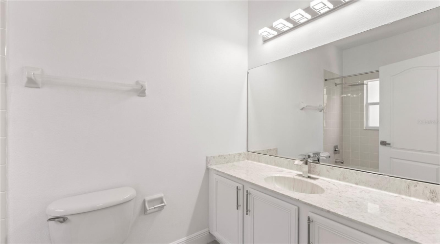 KISSIMMEE, Florida 34746, 4 Bedrooms Bedrooms, ,3 BathroomsBathrooms,Residential,For Sale,THE OAKS,0,MFRO6361402